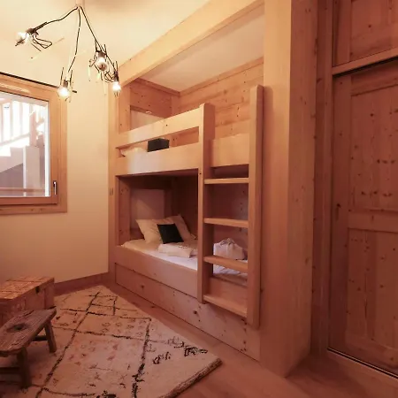 Chalet A : 3 Chambres, Jacuzzi, Sauna, Parking, Wifi *