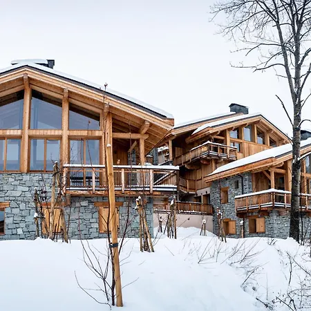 Chalet A : 3 Chambres, Jacuzzi, Sauna, Parking, Wifi *
